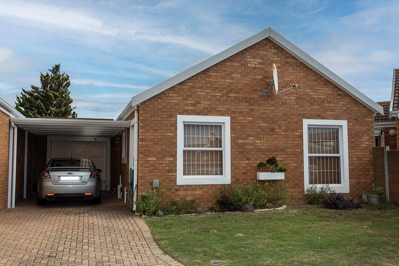 2 Bedroom Property for Sale in Morgenster Heights Western Cape